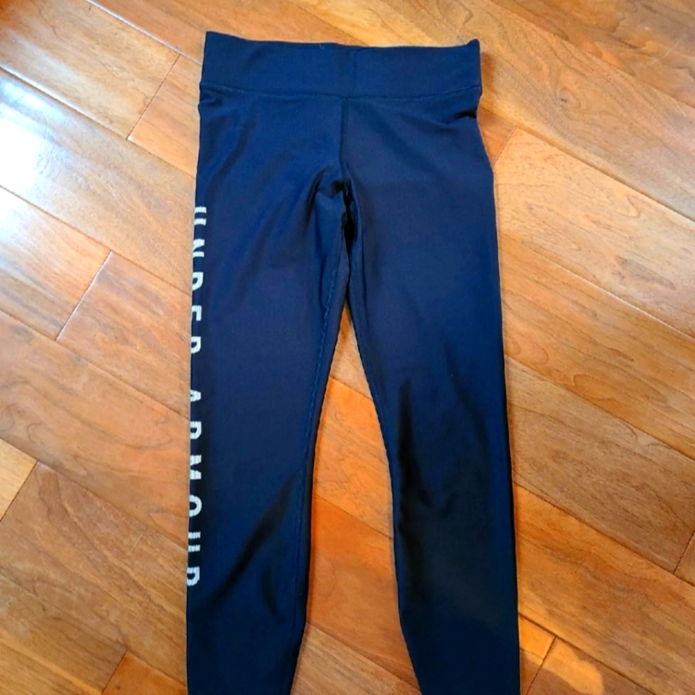 Under Armor heat gear leggings